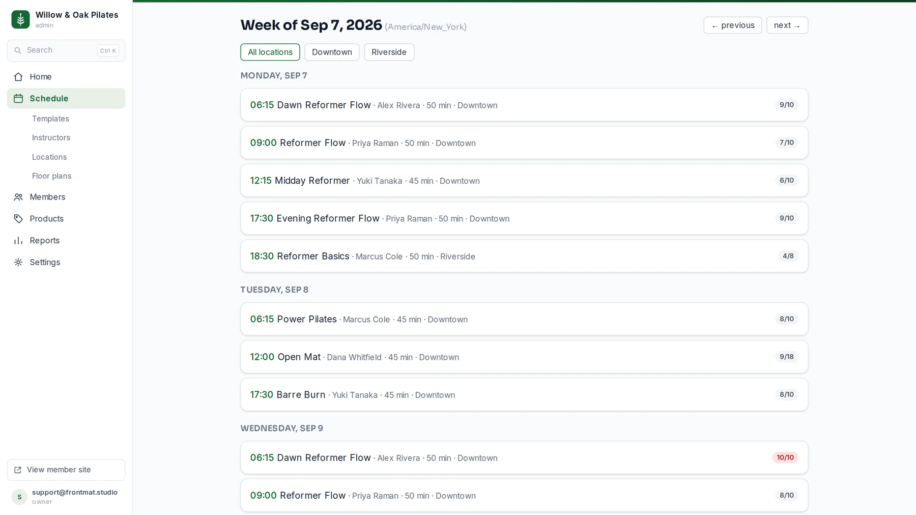 The week schedule across two locations, each class showing instructor, duration, location and how full it is.