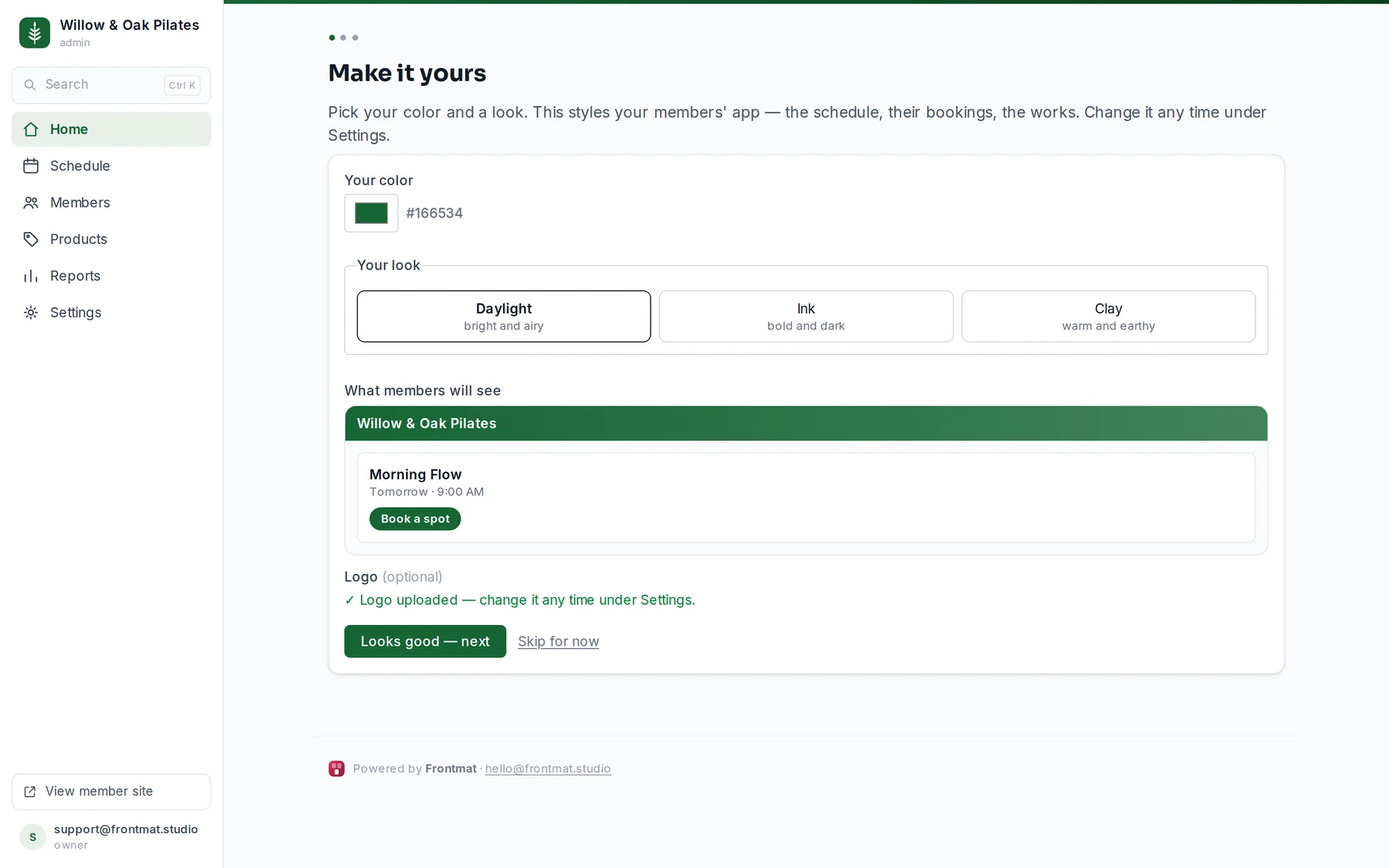 Welcome step 1, Make it yours: the color, the three looks, the logo, and a preview of the member app